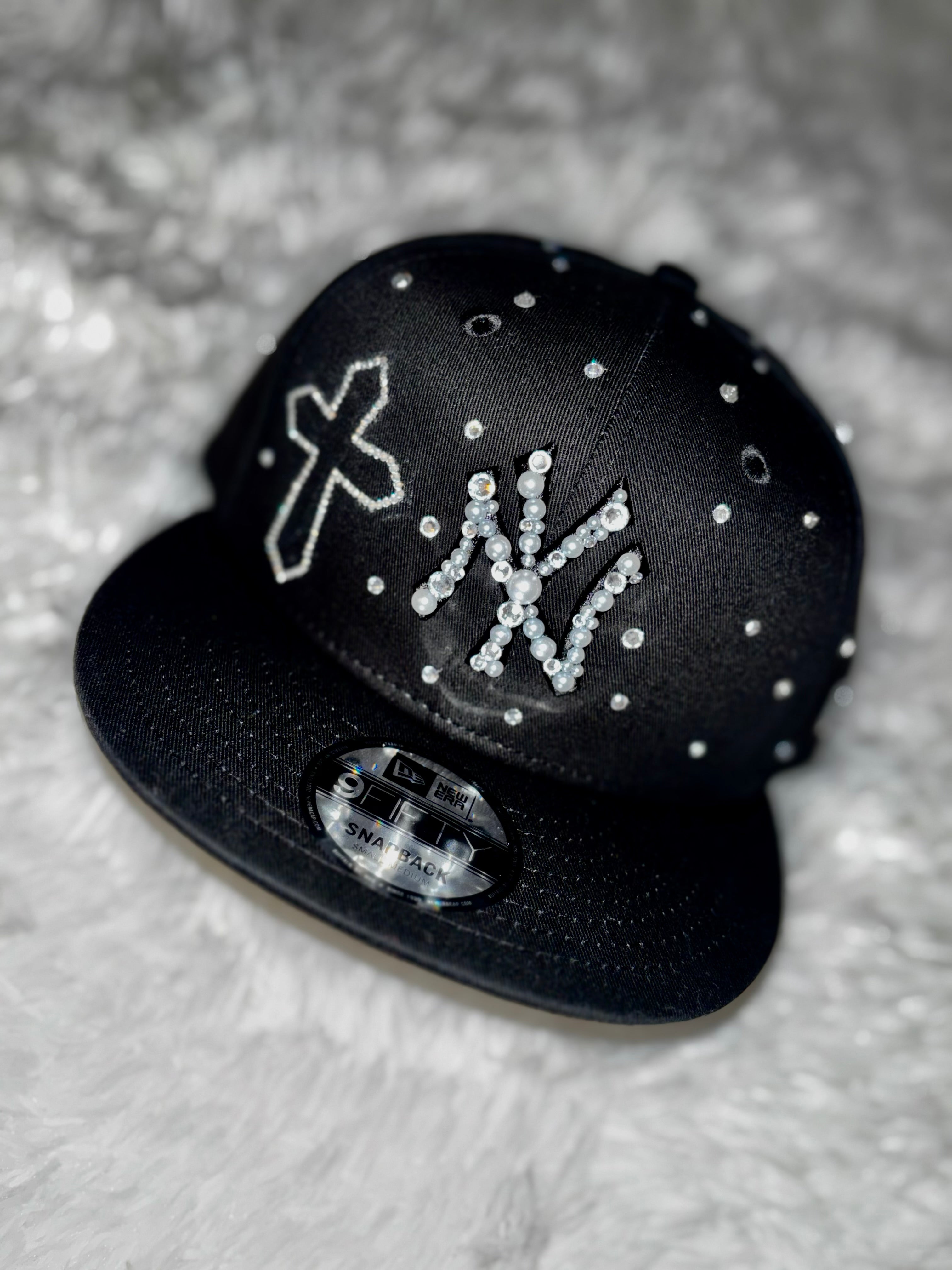 Ručně zdobená snap back New Era